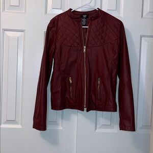 Miss Lili Burgundy Quilted Faux Leather Biker Moto Style Jacket Size‎ M